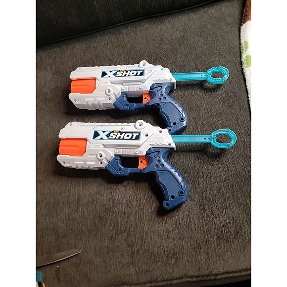 Pair Of Zuru X Shot MK3 Guns XShot Toy Guns White Blue‎ Orange - Picture 2 of 6